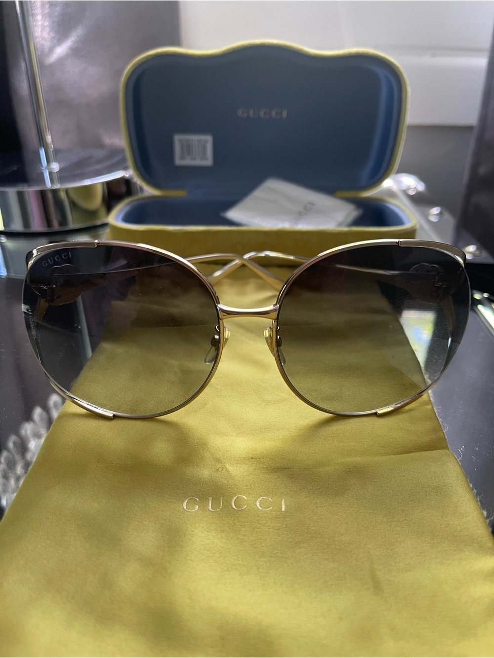 Gucci Gold Frame Sunglasses with Green Temple Stripes and Gradient Lenses - Picture 6 of 10